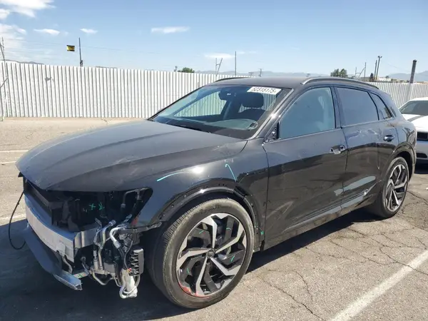 WA15AAGE6RB056241 2024 AUDI Q8 - Image 1