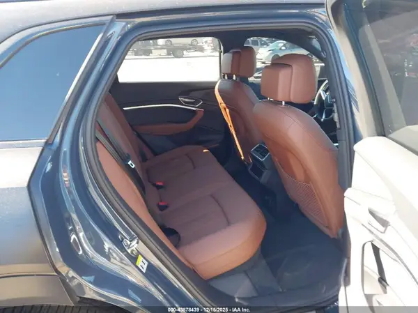WA15AAGE6RB066722 2024 AUDI Q8 - Image 8