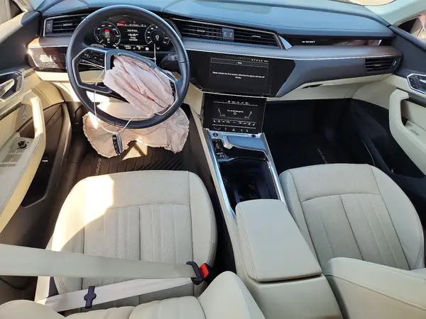 WA15AAGE7RB021708 2024 AUDI Q8 - Image 8