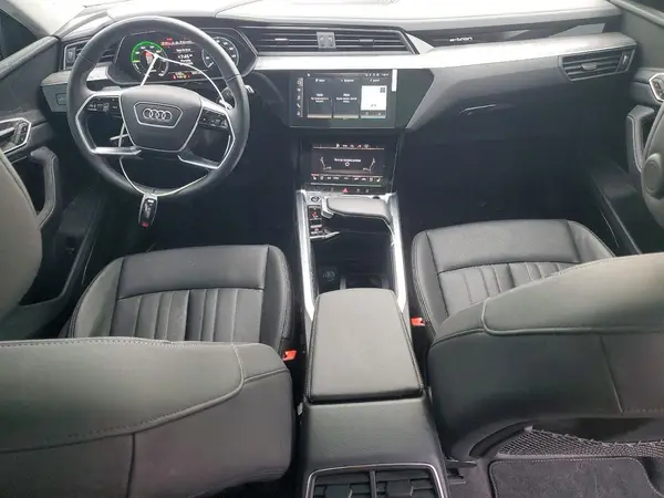 WA15AAGE7RB055177 2024 AUDI Q8 - Image 8