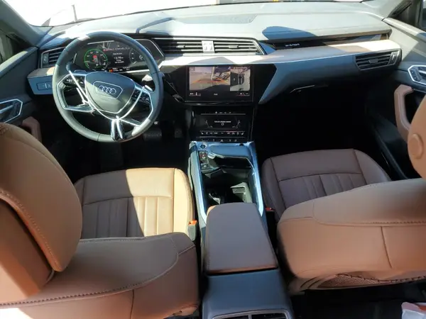 WA15AAGE7RB063361 2024 AUDI Q8 - Image 8