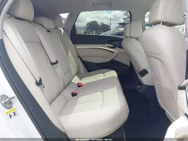 WA15AAGE8RB007266 2024 AUDI Q8 - Image 8