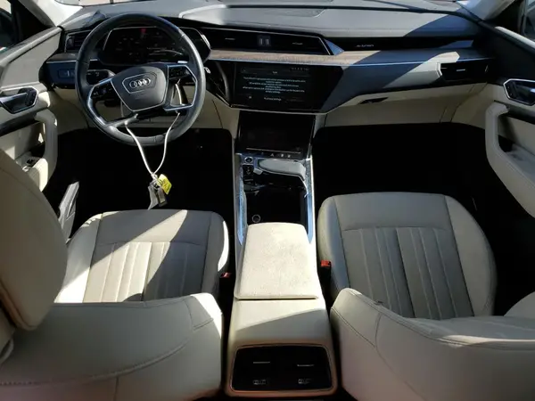 WA15AAGE8RB008725 2024 AUDI Q8 - Image 8