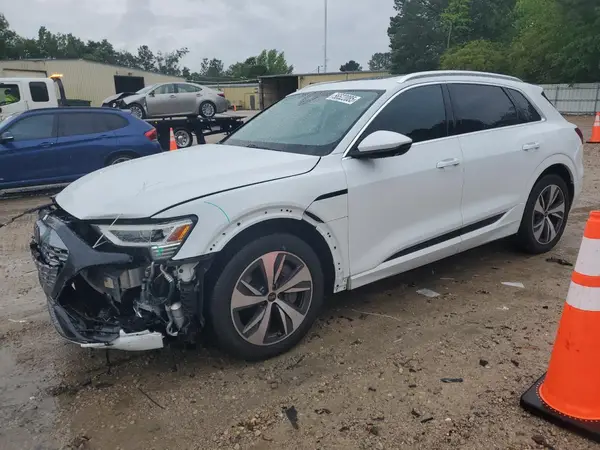 WA15AAGE8RB028666 2024 AUDI Q8 - Image 1