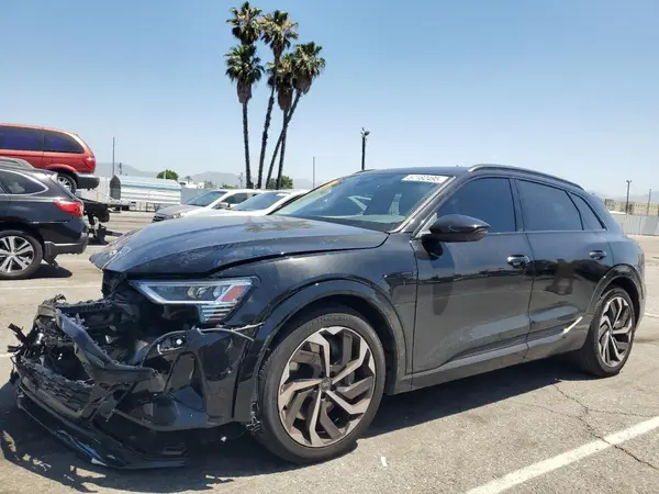 WA15AAGE8RB031423 2024 AUDI Q8 - Image 1