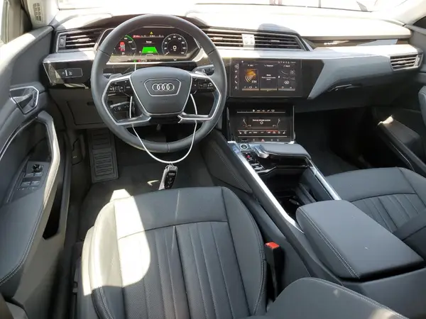 WA15AAGE9RB053561 2024 AUDI Q8 - Image 8