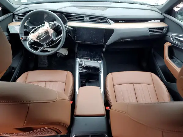 WA15AAGE9RB063054 2024 AUDI Q8 - Image 8