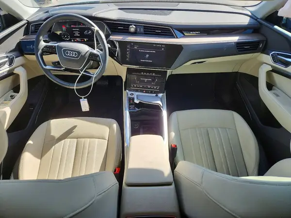 WA15AAGEXRB064097 2024 AUDI Q8 - Image 8
