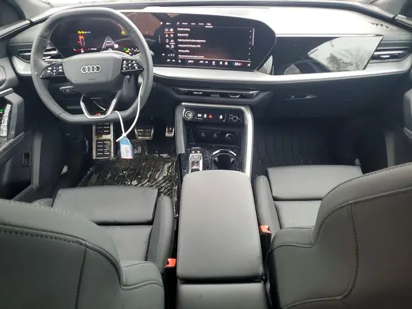 WA15AAGU1S2017215 2025 AUDI Q5 - Image 8