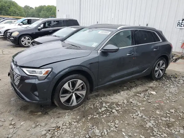 WA15ABGE1RB057061 2024 AUDI Q8 - Image 1