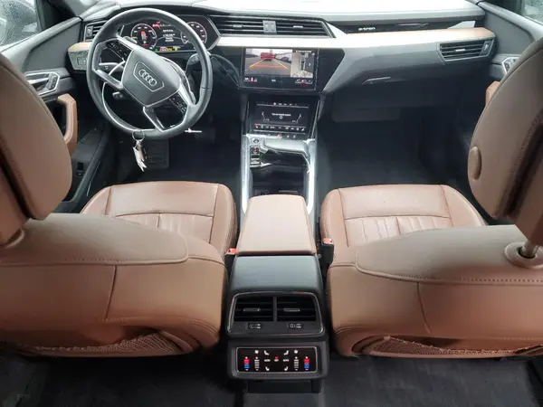 WA15ABGE1RB057061 2024 AUDI Q8 - Image 8