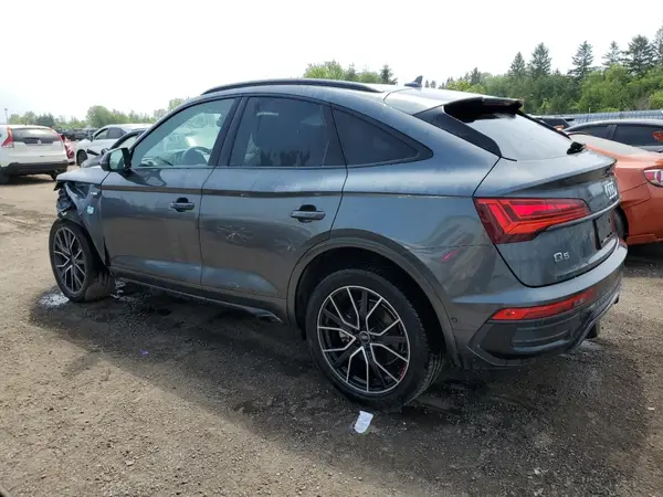 WA16AAFY1N2133916 2022 AUDI Q5 - Image 2