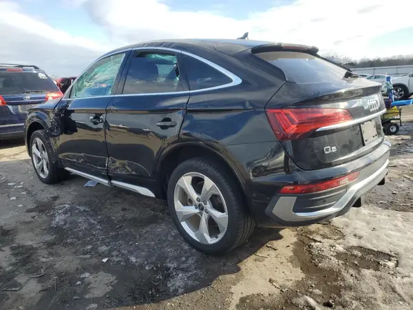 WA16AAFY3M2093403 2021 AUDI Q5 - Image 2