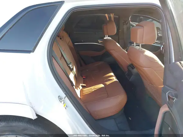 WA16AAGE3RB052216 2024 AUDI Q8 - Image 8
