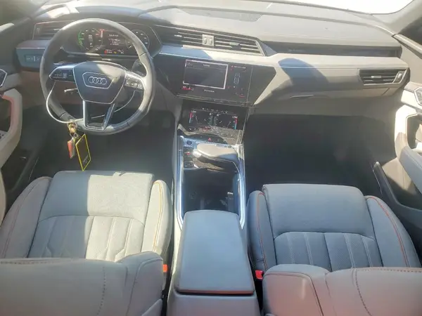 WA16AAGE5RB017919 2024 AUDI Q8 - Image 8