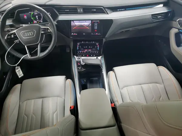 WA16AAGE8RB032446 2024 AUDI Q8 - Image 8
