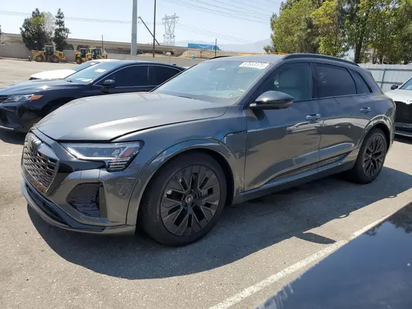 WA16AAGE8RB054379 2024 AUDI Q8 - Image 1