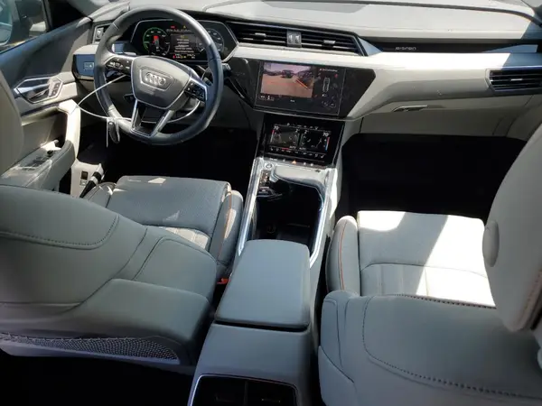 WA16AAGE8RB054379 2024 AUDI Q8 - Image 8