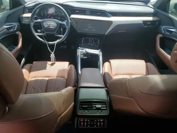 WA16AAGE9RB020144 2024 AUDI Q8 - Image 8