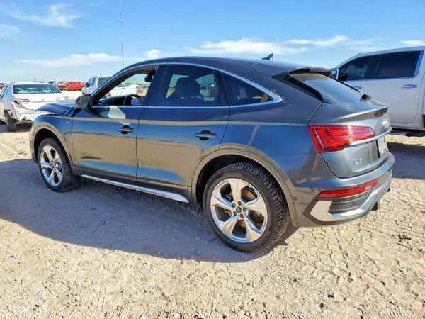 WA16ABFY7M2075525 2021 AUDI Q5 - Image 2