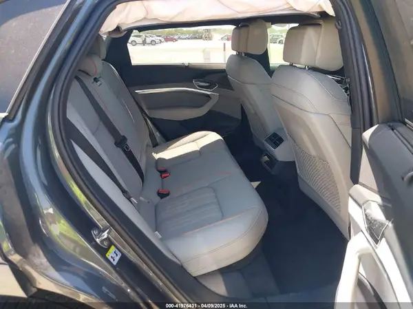 WA16ABGE0RB038196 2024 AUDI Q8 - Image 8