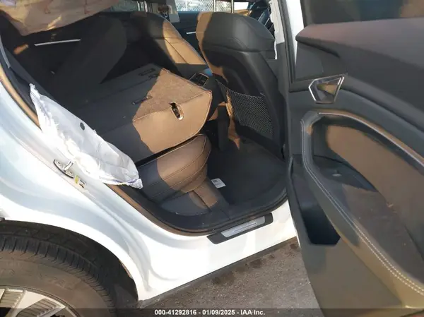 WA16ABGE2RB008018 2024 AUDI Q8 - Image 8