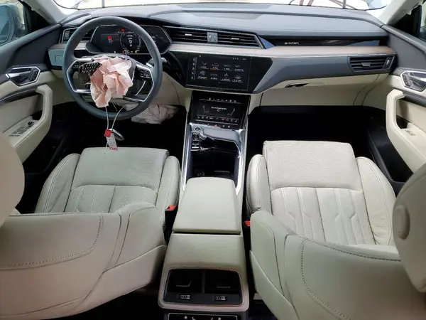 WA16ABGE3RB052755 2024 AUDI Q8 - Image 8