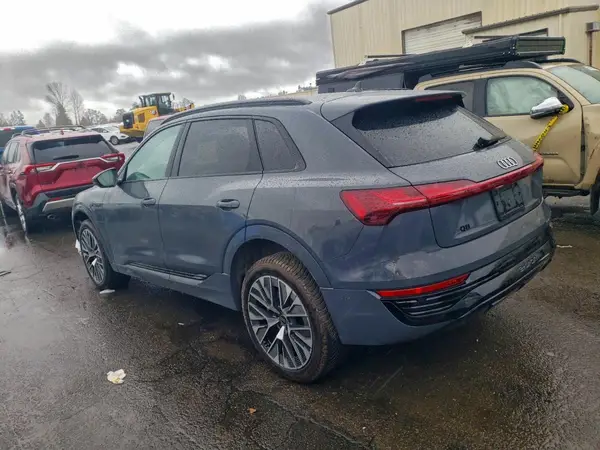 WA16ABGE7RB008760 2024 AUDI Q8 - Image 2