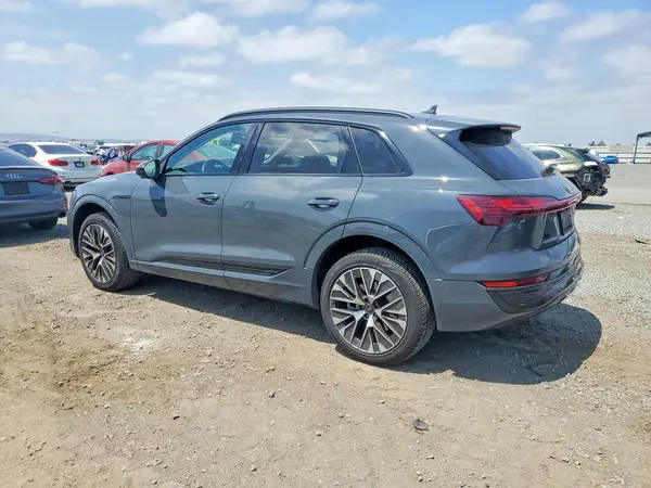 WA16ABGE8RB021078 2024 AUDI Q8 - Image 2