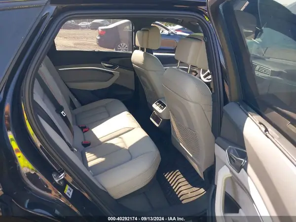 WA16ABGEXRB055779 2024 AUDI Q8 - Image 8