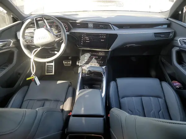 WA16CBGE4RB045520 2024 AUDI SQ8 - Image 8