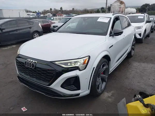 WA16CBGE9RB041334 2024 AUDI SQ8 - Image 2