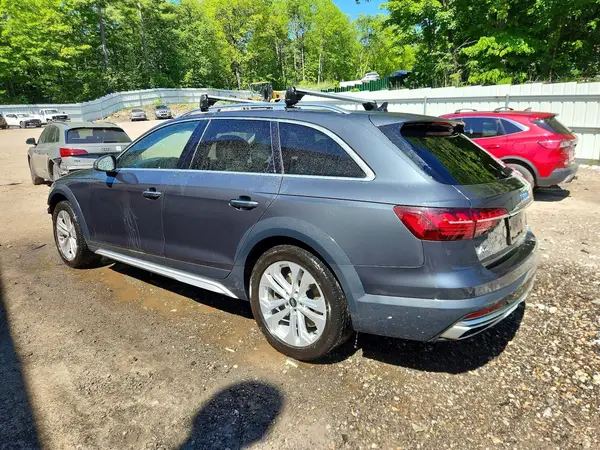 WA17AAF43PA009964 2023 AUDI A4 - Image 2