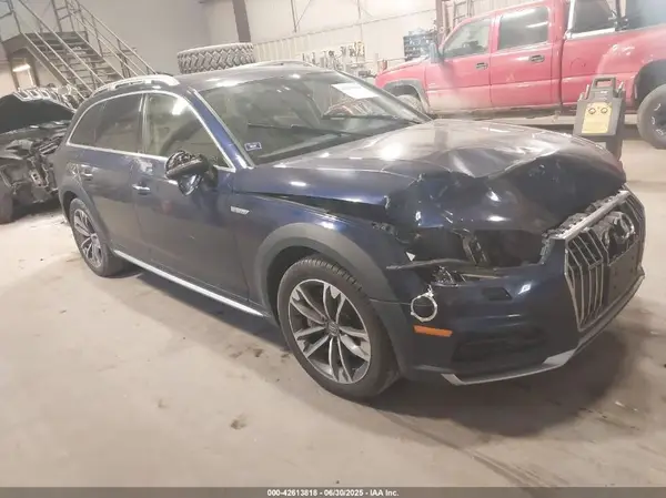 WA17NAF42KA108997 2019 AUDI A4 ALLROAD - Image 1
