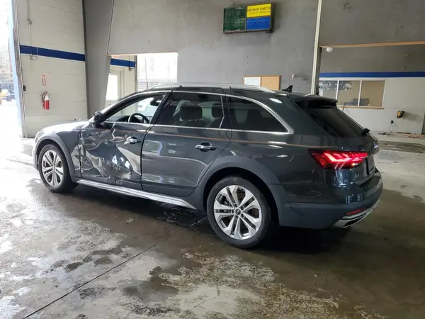 WA18AAF40PA027729 2023 AUDI A4 - Image 2