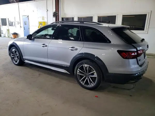 WA18AAF40PA074257 2023 AUDI A4 ALLROAD - Image 2