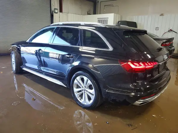 WA18AAF43MA014663 2021 AUDI A4 ALLROAD - Image 2