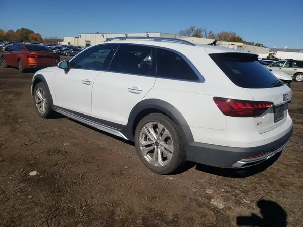 WA18AAF44PA015745 2023 AUDI A4 ALLROAD - Image 2