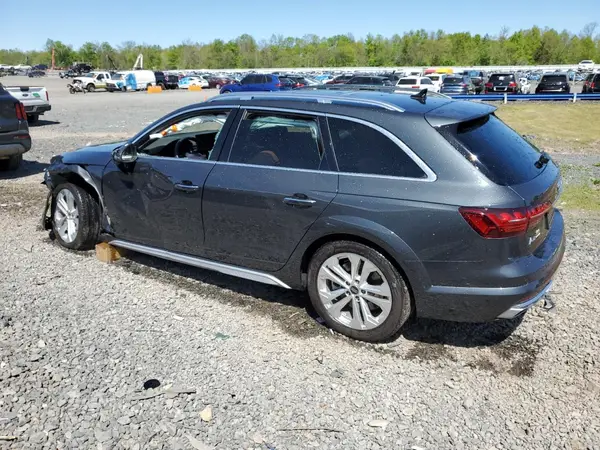 WA18AAF44PA076996 2023 AUDI A4 - Image 2