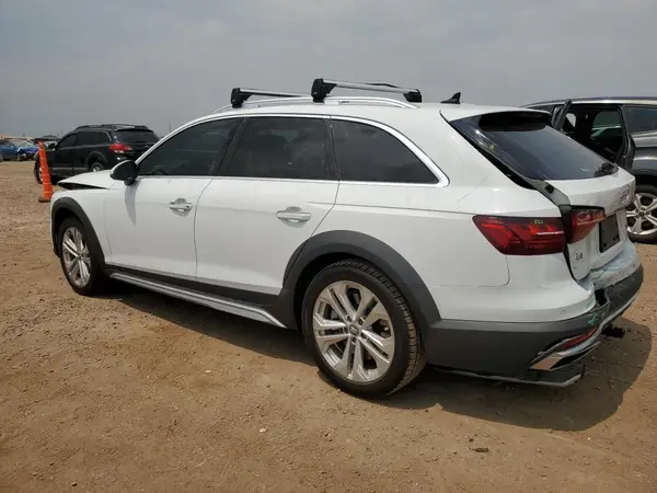 WA18AAF45MA004586 2021 AUDI A4 ALLROAD - Image 2