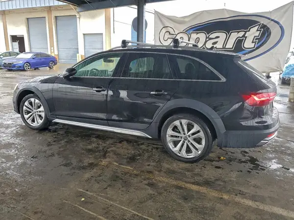 WA18AAF45MA008590 2021 AUDI A4 ALLROAD - Image 2