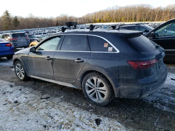 WA18AAF45MA049494 2021 AUDI A4 - Image 2