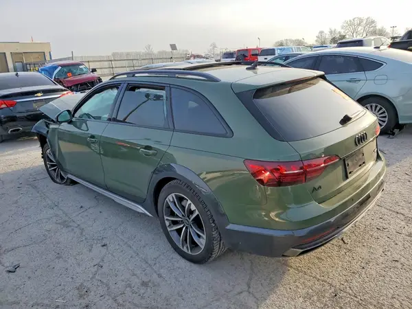 WA18AAF46PA076031 2023 AUDI A4 - Image 2