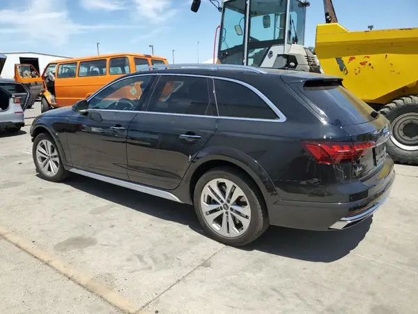 WA18AAF49MA077671 2021 AUDI A4 ALLROAD - Image 2