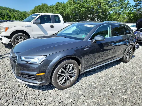 WA18NAF41HA072376 2017 AUDI A4 - Image 1