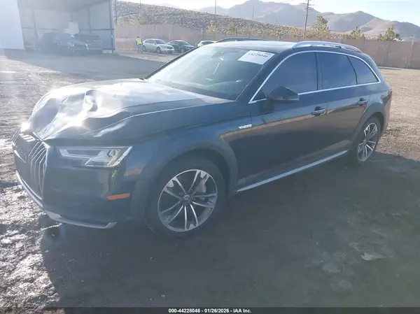 WA18NAF42JA066527 2018 AUDI A4 ALLROAD - Image 2