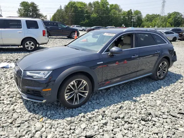 WA18NAF43HA066594 2017 AUDI A4 - Image 1