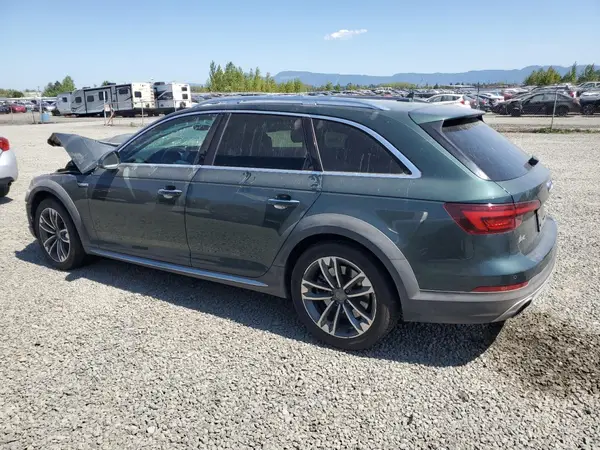 WA18NAF43KA106048 2019 AUDI A4 - Image 2
