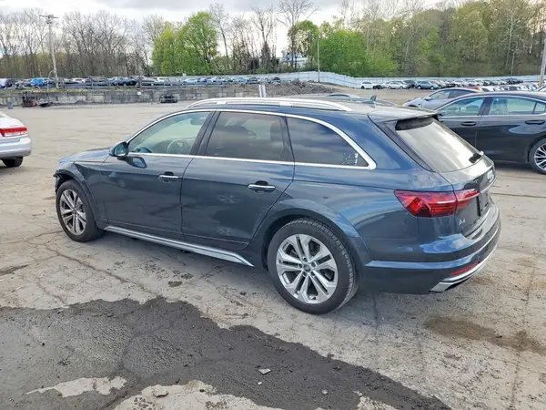 WA18NAF43LA025178 2020 AUDI A4 - Image 2