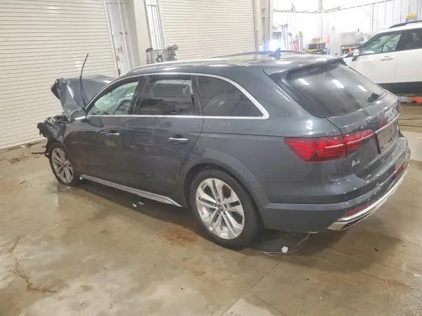 WA18NAF43LA028775 2020 AUDI A4 ALLROAD - Image 2